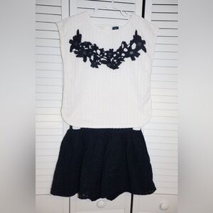 GAP Kids set  in White and navy blue